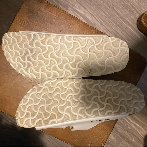 Birkenstock Cream Sandals