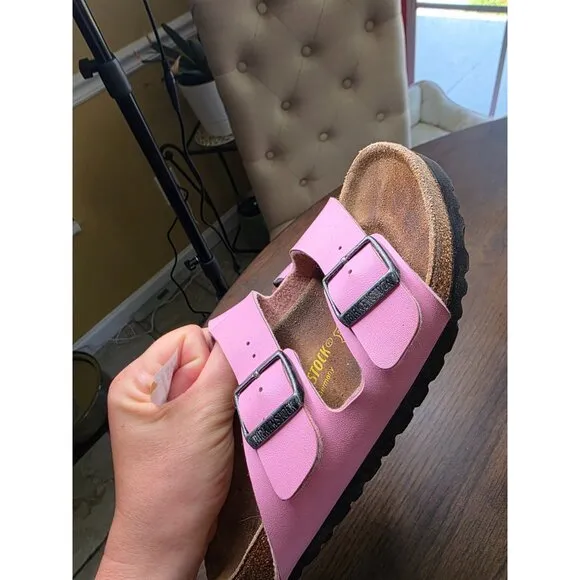 Birkenstock Girl Kids Pink Fuschia Suede Soft Footbed Sandals Size 34 US 2.5