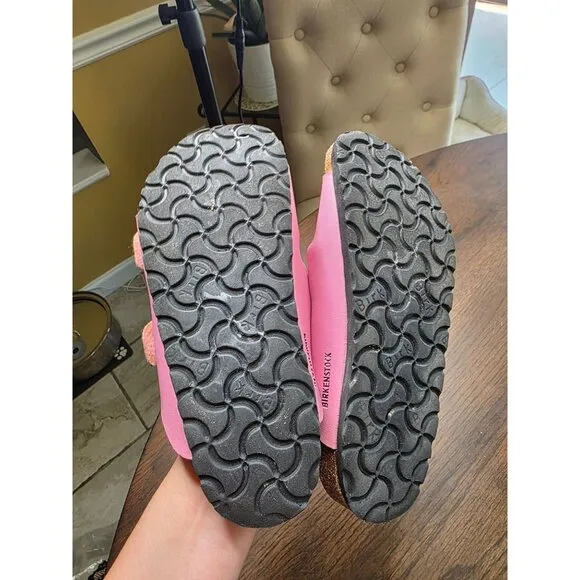 Birkenstock Girl Kids Pink Fuschia Suede Soft Footbed Sandals Size 34 US 2.5