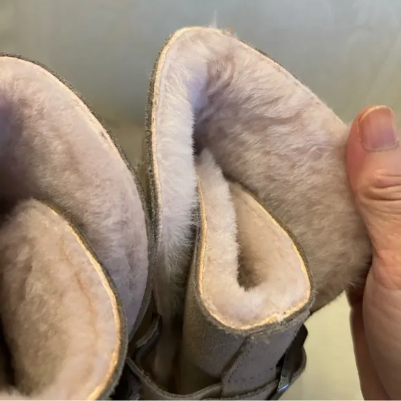 Birkenstock Uppsala shearling suede leather boots in size 7 euro 38 taupe/pink