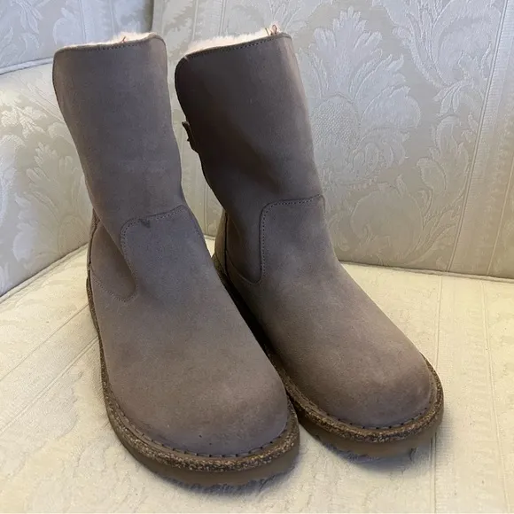Birkenstock Uppsala shearling suede leather boots in size 7 euro 38 taupe/pink