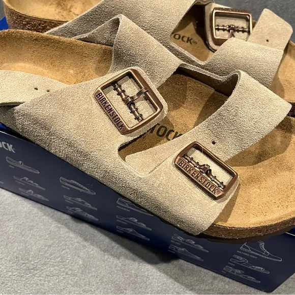Birkenstock Women’s Arizona Sandals Suede Taupe size 8 US 39 EU