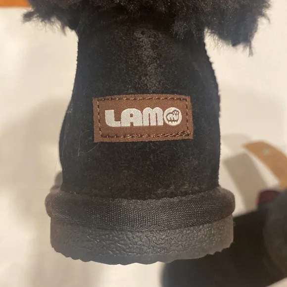 Boots Lamo NEW Black Suede warm winter size Youth 4 kids