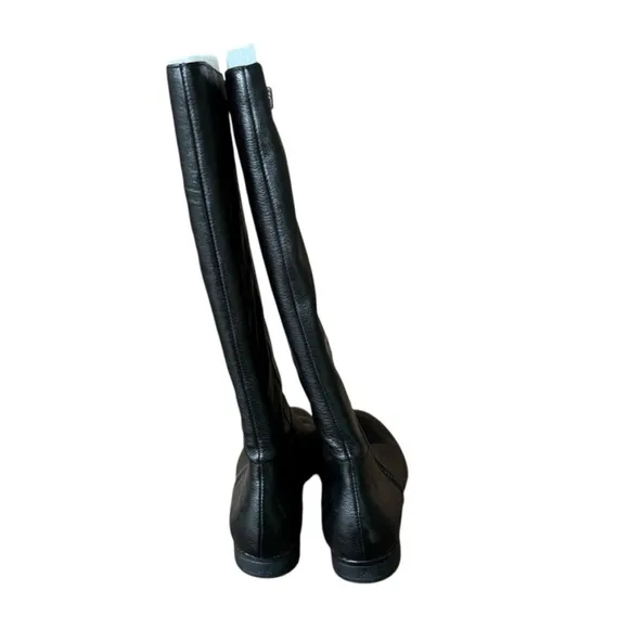Born Black Leather Knee-High Boots Women's Zip Up Boots Size 8.5