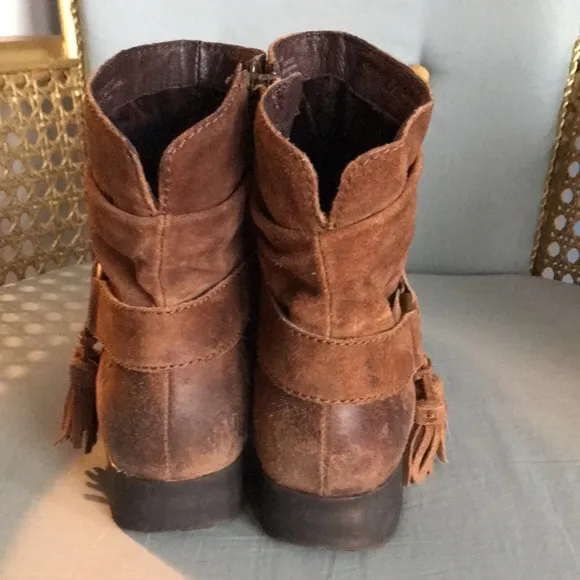 Born Ouvea brown suede distressed zip ankle boots tassel western cowgirl country