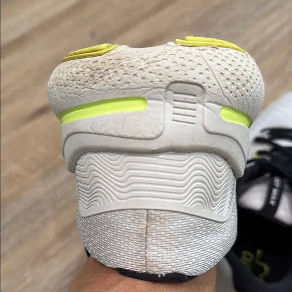 Brooks Ghost Max Size 10.5 Athletic Shoes - White and Neon Yellow