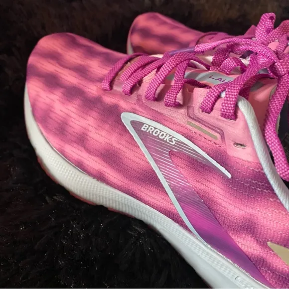 Brooks Women's Launch 10 Running Shoes Purple Size 9 Lightweight Cushioning