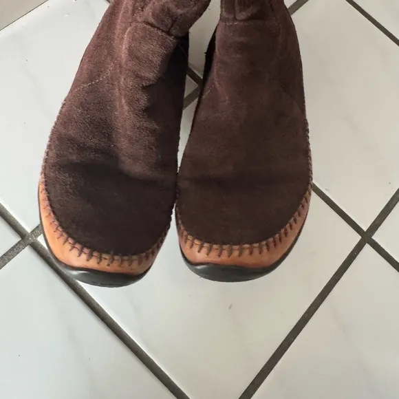Brown North Face Suede and Leather Women's Boots size 8