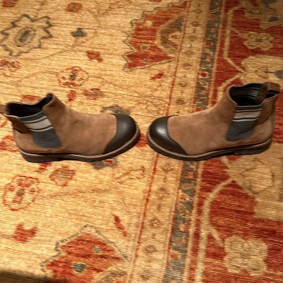 Brunello Cucinelli boys size 37 boots in good condition.