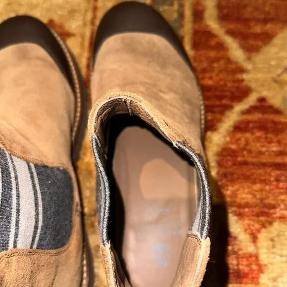 Brunello Cucinelli boys size 37 boots in good condition.