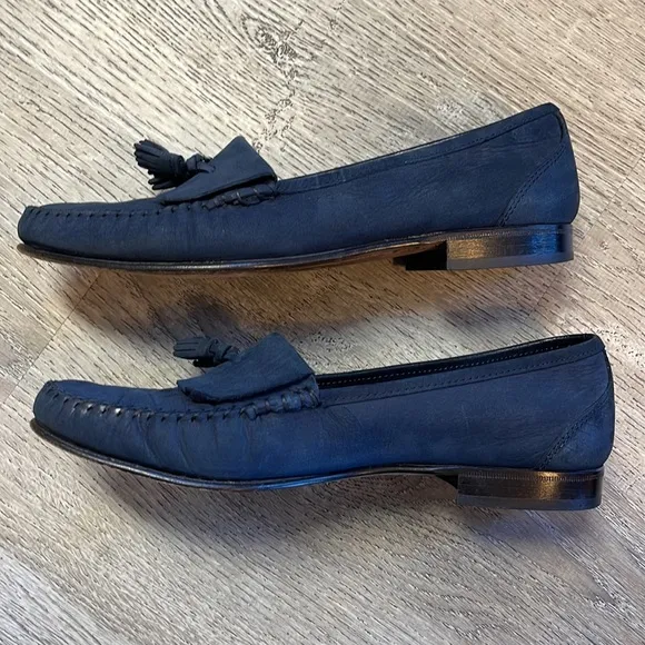 Bruno Magli Mens 9.5 M Loafers Shoes Tassle Navy Blue Soft Nubuck Leather Italy