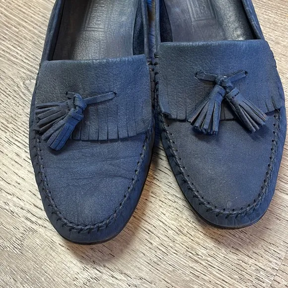 Bruno Magli Mens 9.5 M Loafers Shoes Tassle Navy Blue Soft Nubuck Leather Italy