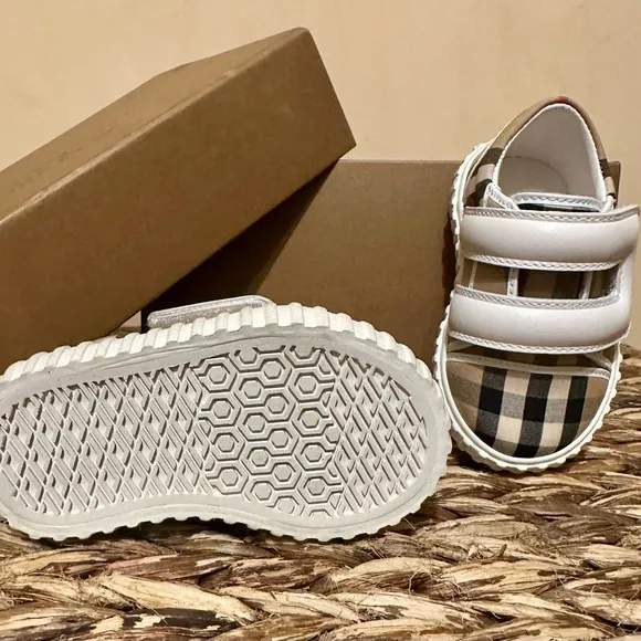 Burberry Kids Signature Print  Shoes