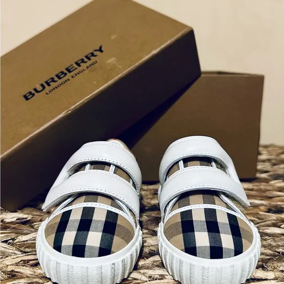 Burberry Kids Signature Print  Shoes