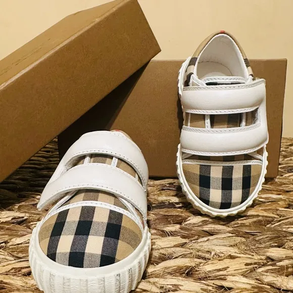 Burberry Kids Signature Print  Shoes