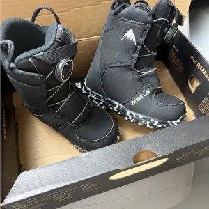 Burton GROM  Kids Black Snowboard Boots