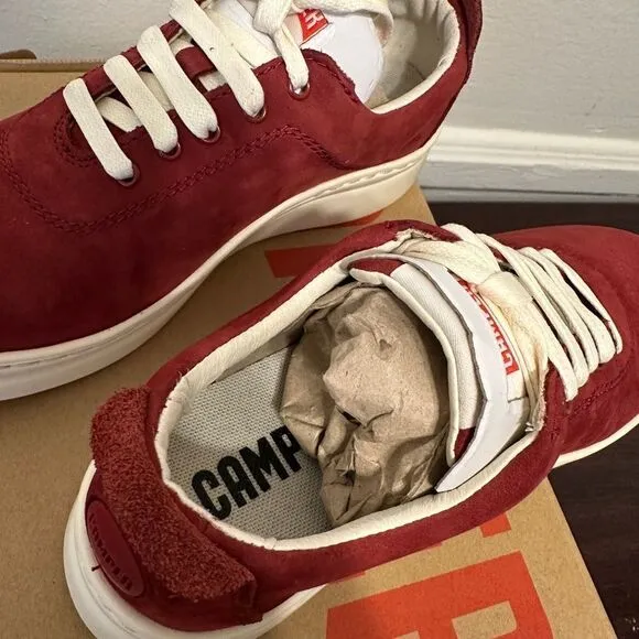 Camper Runner Up lightweight leather Sneaker women’s size 6 and 7,5,burgundy