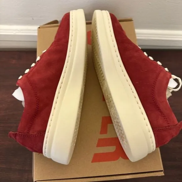 Camper Runner Up lightweight leather Sneaker women’s size 6 and 7,5,burgundy