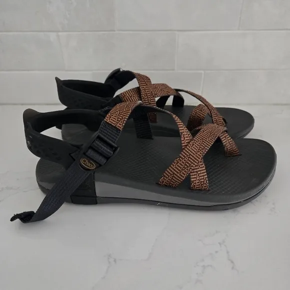 Chaco Z/Canyon 2 Sandals Adjustable Toe Strap Waterproof Brown Black Men's 9