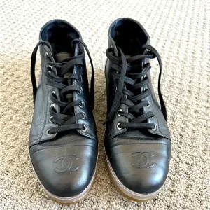 Chanel vintage sneakers boots size 38.5 pre owned