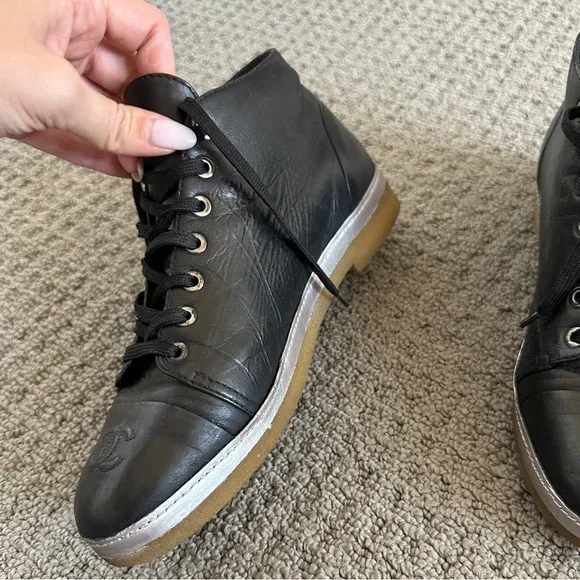 Chanel vintage sneakers boots size 38.5 pre owned