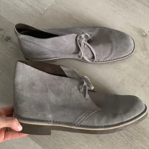 Clarks Boots Mens 13 Chukka Gray Suede Leather Lace Up Ankle Top Casual