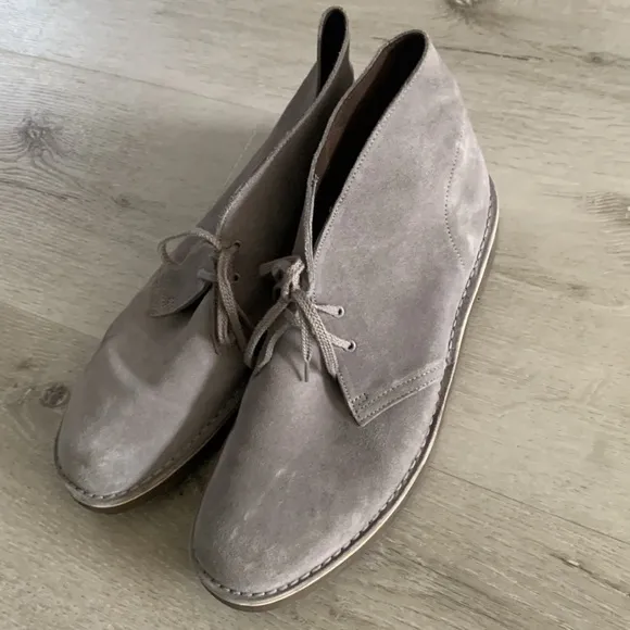 Clarks Boots Mens 13 Chukka Gray Suede Leather Lace Up Ankle Top Casual
