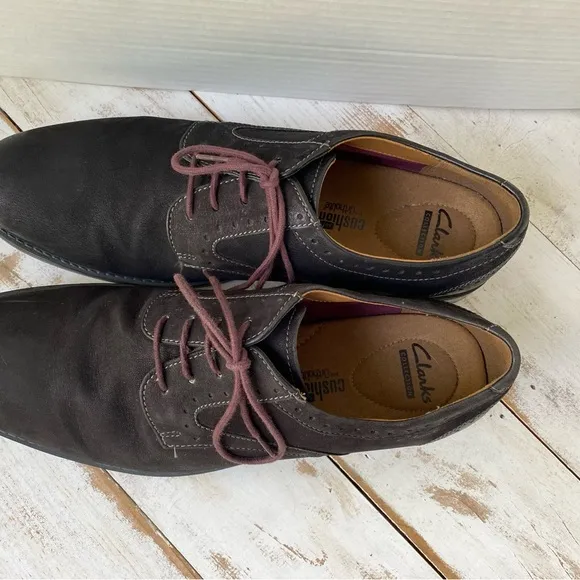 CLARKS men’s Oxford shoes sz 13 soft cushion Ortholite dark brown lace up preppy
