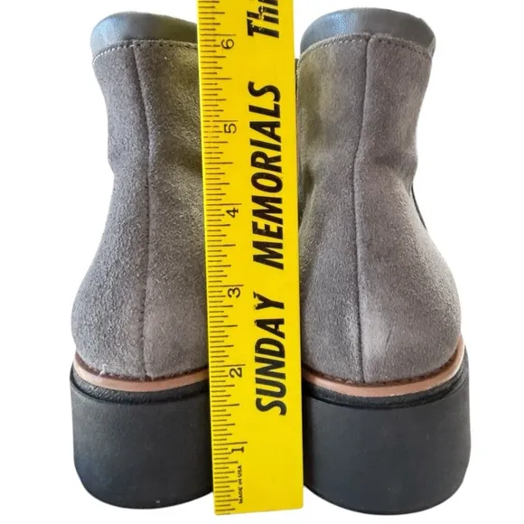 Clarks Sharon Heights Ankle Boot Gray Suede Leather Women Size 9.5 Booties NEW