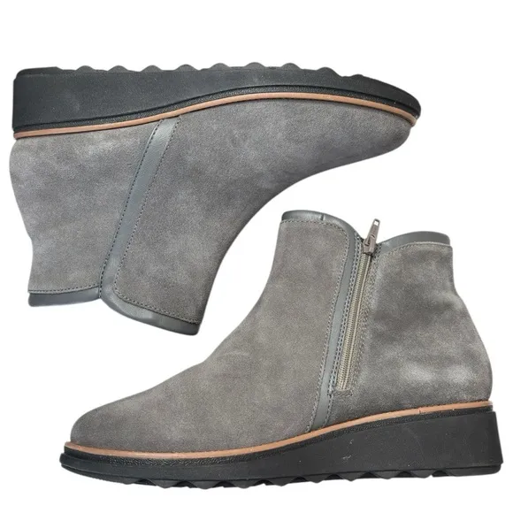 Clarks Sharon Heights Ankle Boot Gray Suede Leather Women Size 9.5 Booties NEW