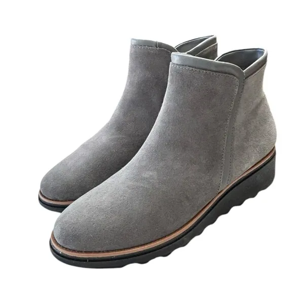 Clarks Sharon Heights Ankle Boot Gray Suede Leather Women Size 9.5 Booties NEW