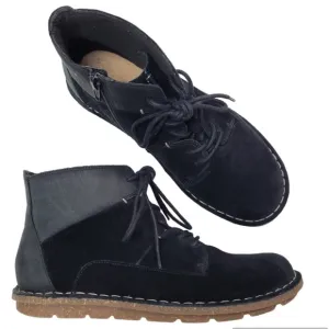 Clarks Shoes Tamitha Style Suede Leather Boots Ankle Fall Boots Size 7.5
