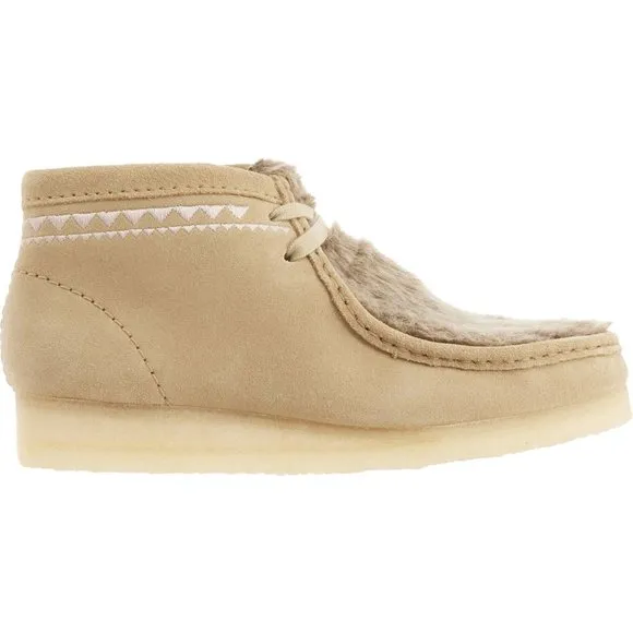 Clarks Wallabee Boots - Suede 393sn