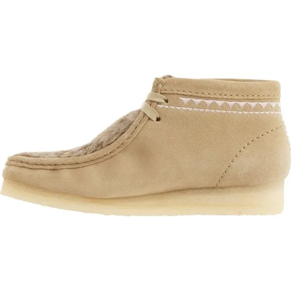 Clarks Wallabee Boots - Suede 393sn