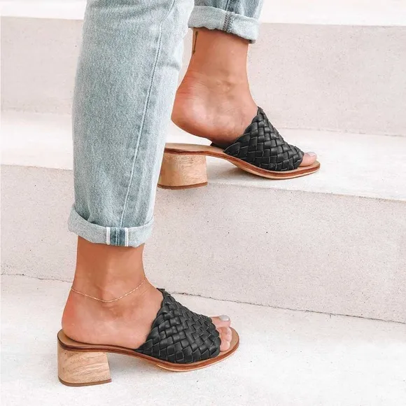 Classic Black Woven Slide Sandals Wooden Block Heel Leather Mules Liberté Sz 10