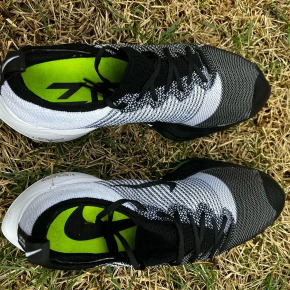 CLEAN Nike Air Zoom Next% Tempo Size 12.5 Flyknit Oreo shoes