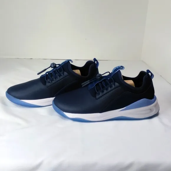 Clove Shoes Classic Navy Healthcare Nursing Comfortable Sneakers