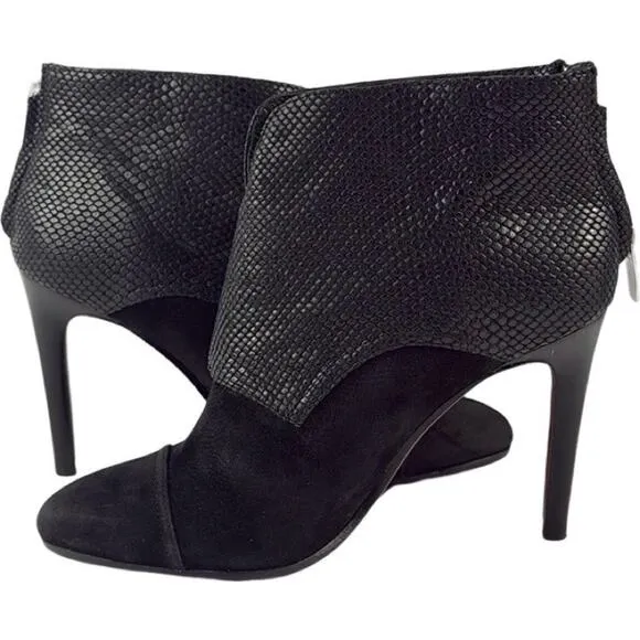 COACH Women's Black Embossed Leather Tina Buckle High Heel Ankle Boots size 7B