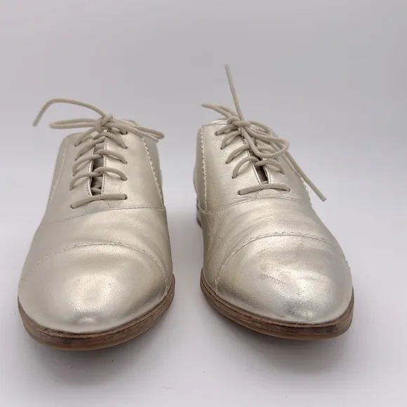 Cole Haan - women's Go - to - Arden Oxford metallic gold leather lace up shoes 9