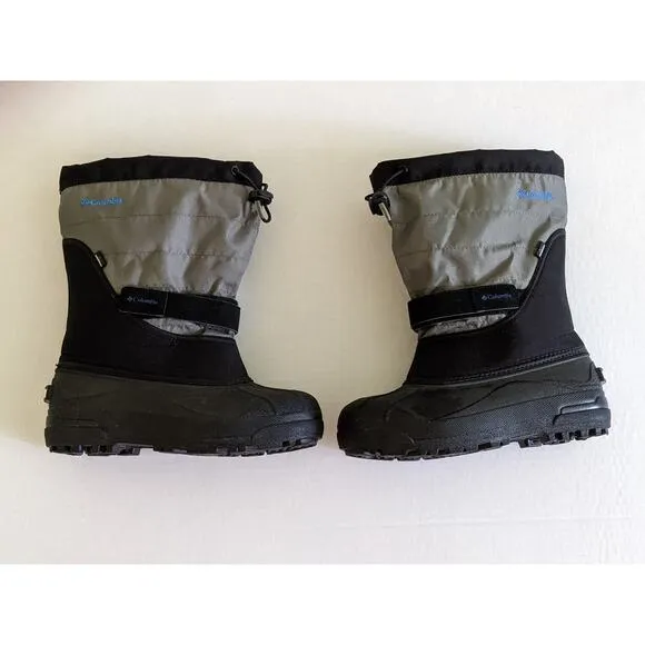 Columbia Big Kids’ Powderbug™ Plus II Snow Boot Sz7/39EUR Black/Gray Winter Rain