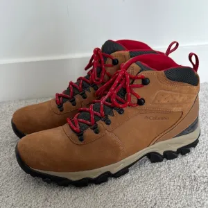 Columbia Men's Brown Hiking Boots with Red Accents - Size 13