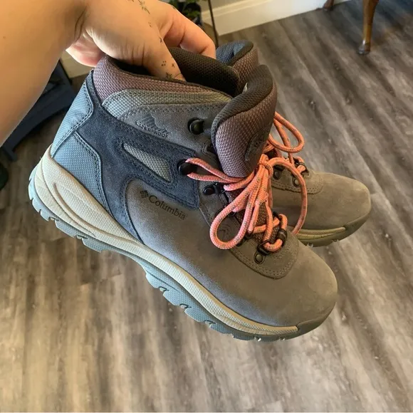 Columbia Newton Ridge Plus Women’s Waterproof Hiking Boots