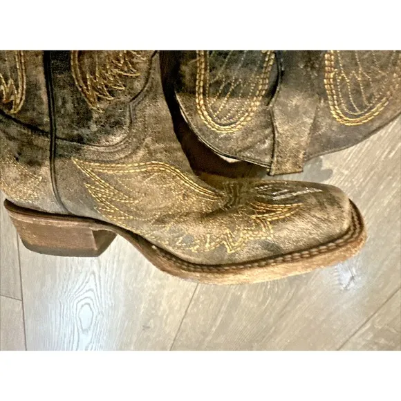 Corral Teen Youth Size 2 Square Toe Distressed Cross Wings Boots A1032 Cowgirl