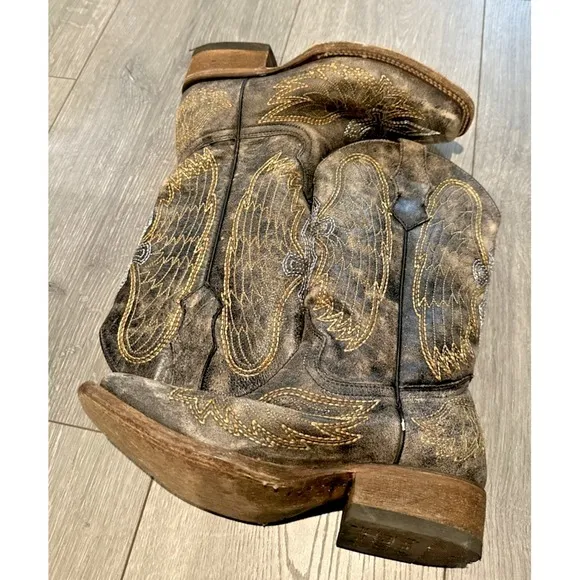 Corral Teen Youth Size 2 Square Toe Distressed Cross Wings Boots A1032 Cowgirl
