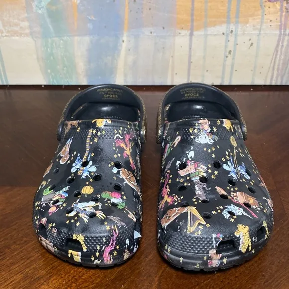 CROCS Vera Bradley X Harry Potter Graphic Clogs Size J5