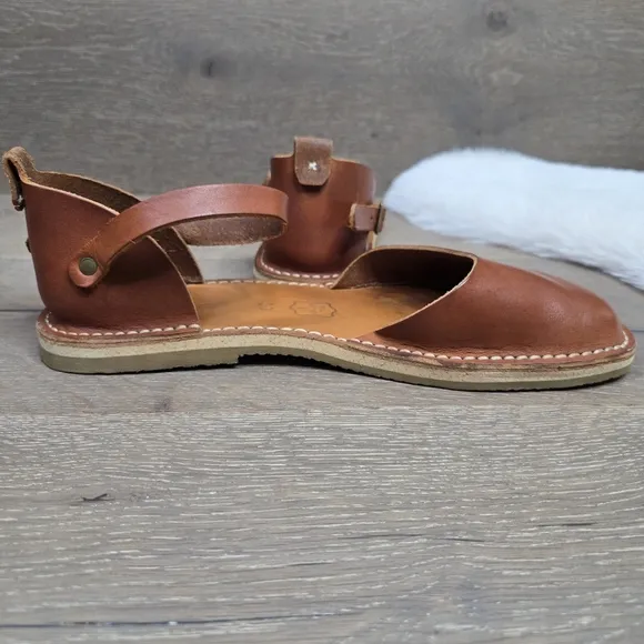 Crupon Brown Leather Mary Jane Sandals with Ankle Strap 39
