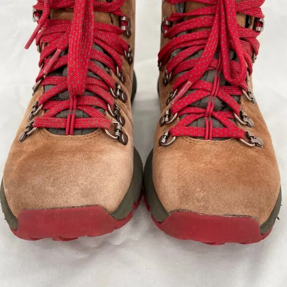 Danner Mountain 600 4.5&quot; Brown Red Classic Neutral Suede Leather Hiking Boot 6.5