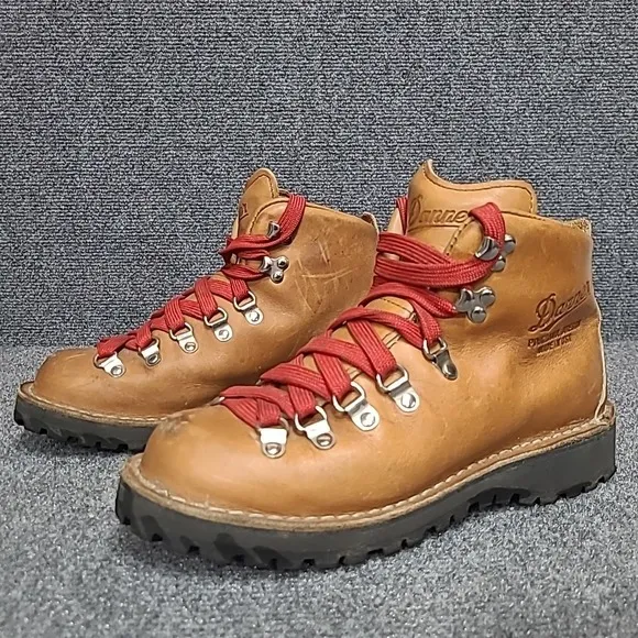 Danner Mountain Light Cascade Clovis Leather Hiking Boots US 6.5 Women's 31521
