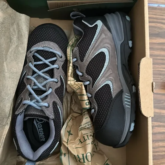 Danner Springfield Low Womens Gray/Blue LeatherComp Toe Work Shoes NIB