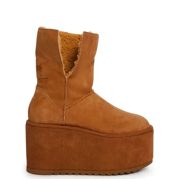 Darker Waves ATMOSPHERE FLEECE LINED SUEDEPLATFORM BOOTS - BROWN 8